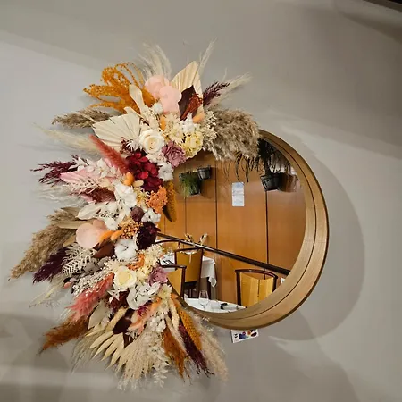 拉路特爱格特酒店 酒店