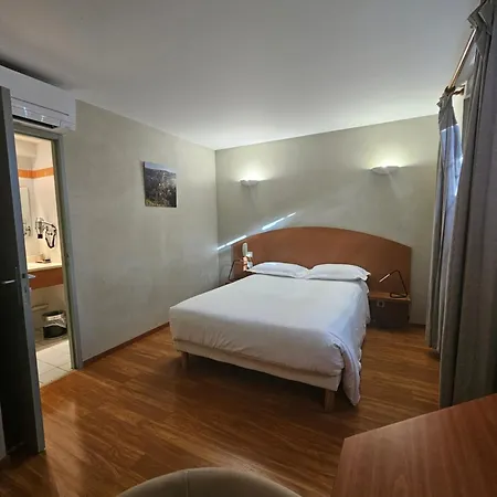 Hotel La Route D'argent