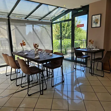 拉路特爱格特酒店 3*